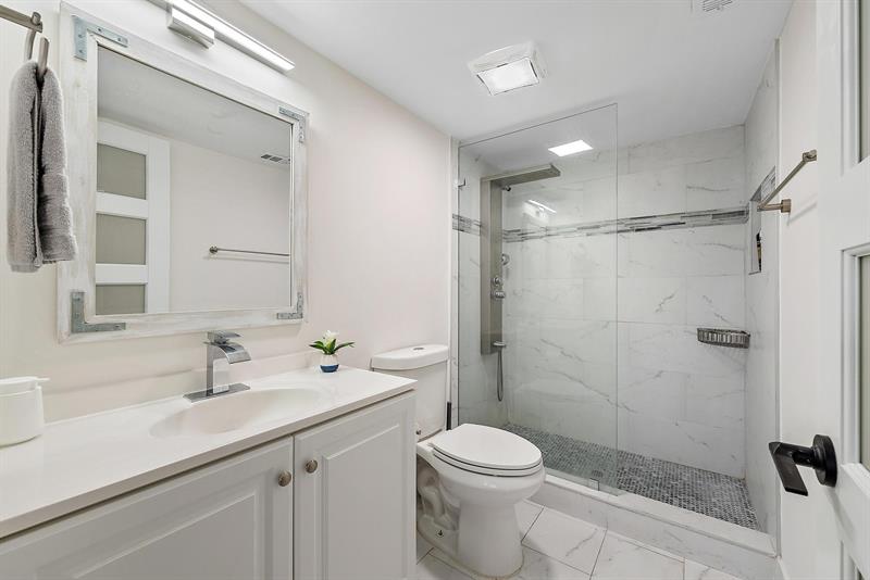 6928 Briarlake Palm Beach Gardens FL 33418