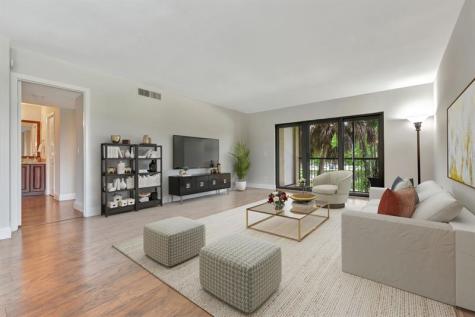 334 Lakeview Drive Weston FL 33326