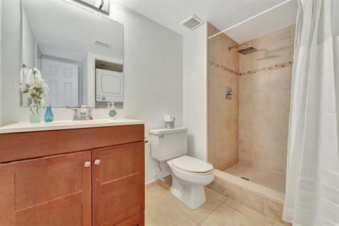 334 Lakeview Drive Weston FL 33326