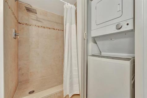 334 Lakeview Drive Weston FL 33326