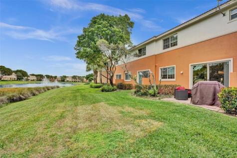 7463 Sarentino Lane Boynton Beach FL 33437