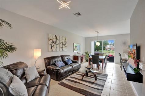 7463 Sarentino Lane Boynton Beach FL 33437