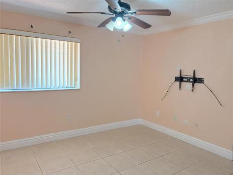 2760 W 62nd Place Hialeah FL 33016