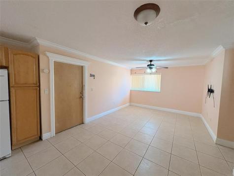 2760 W 62nd Place Hialeah FL 33016