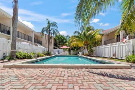 241 SE 11th Avenue Pompano Beach FL 33060
