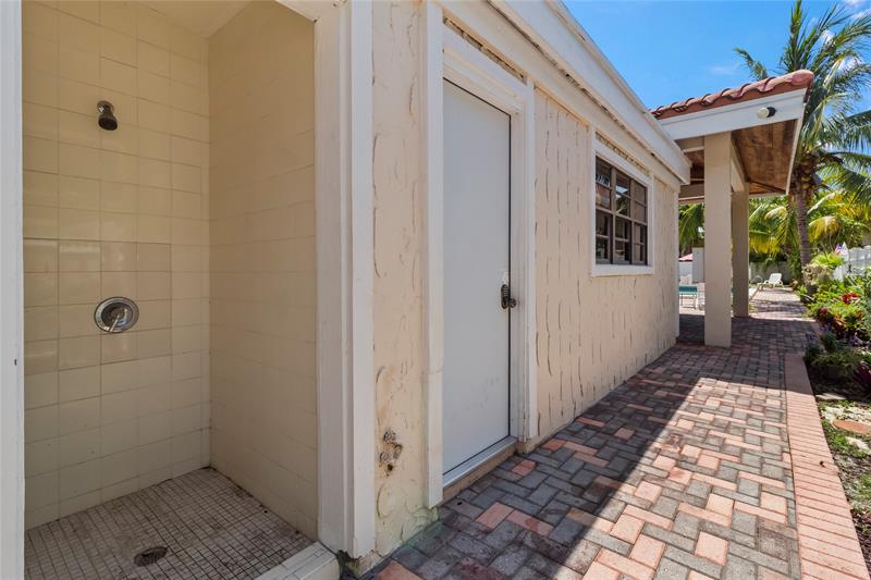 241 SE 11th Avenue Pompano Beach FL 33060