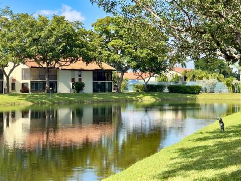 10851 Palm Lake Avenue Boynton Beach FL 33437