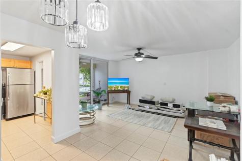 1040 SE 4th Avenue Deerfield Beach FL 33441