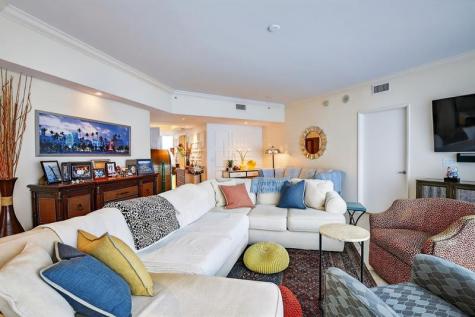 333 Las Olas Way Fort Lauderdale FL 33301