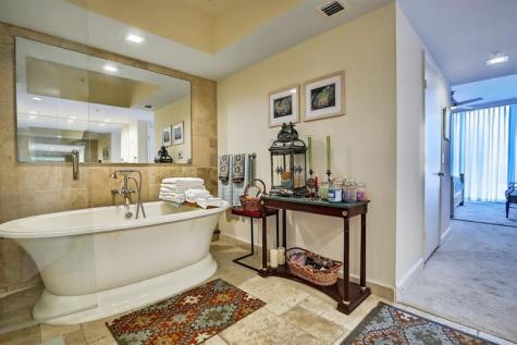 333 Las Olas Way Fort Lauderdale FL 33301