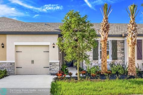 5303 Gladness Court Fort Pierce FL 34947