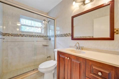 1300 N 12th Court Hollywood FL 33019