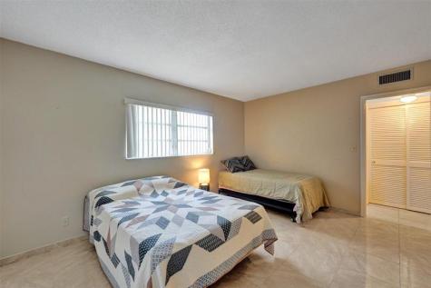 1300 N 12th Court Hollywood FL 33019