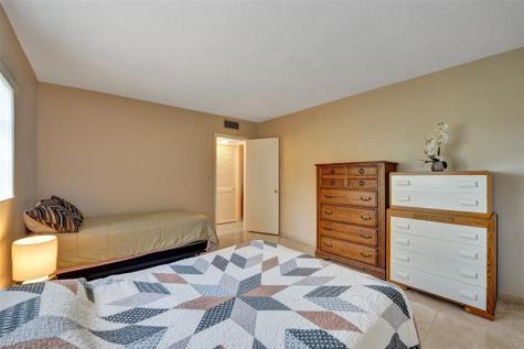 1300 N 12th Court Hollywood FL 33019