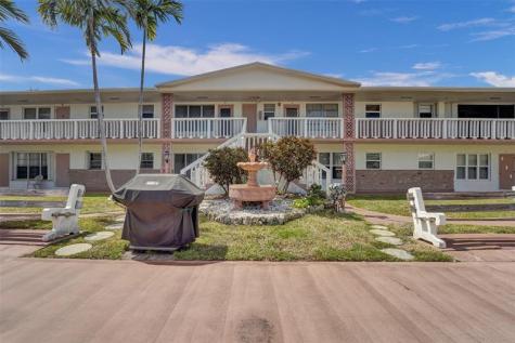 1300 N 12th Court Hollywood FL 33019