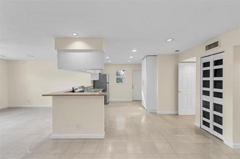 758 NE 13th Court Fort Lauderdale FL 33304