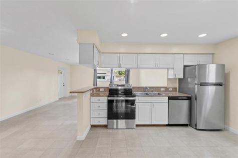 758 NE 13th Court Fort Lauderdale FL 33304