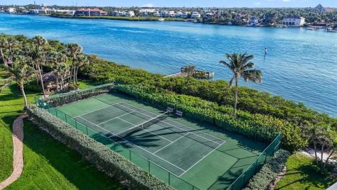 19670 Beach Road Jupiter FL 33469