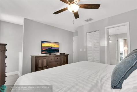 1869 NE 15th Avenue Fort Lauderdale FL 33305