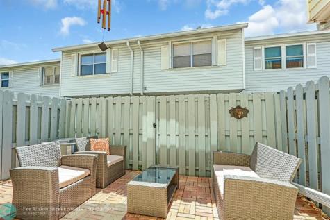 1869 NE 15th Avenue Fort Lauderdale FL 33305