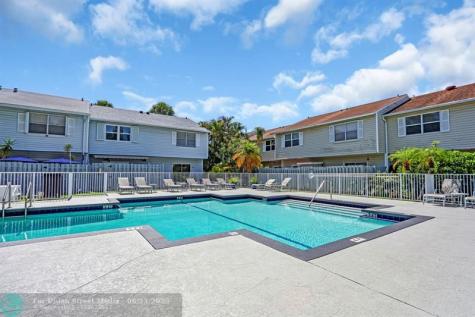 1869 NE 15th Avenue Fort Lauderdale FL 33305