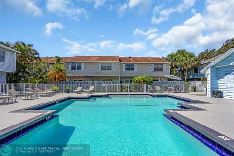 1869 NE 15th Avenue Fort Lauderdale FL 33305