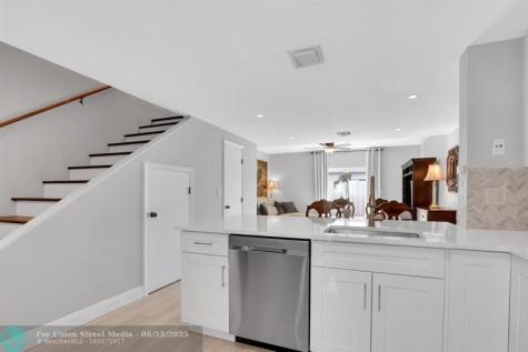1869 NE 15th Avenue Fort Lauderdale FL 33305