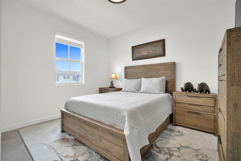 11881 NW 46th Street Coral Springs FL 33076