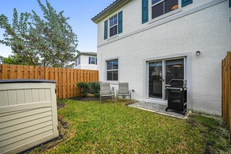 11881 NW 46th Street Coral Springs FL 33076