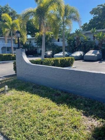 900 NE 26 Street Wilton Manors FL 33305