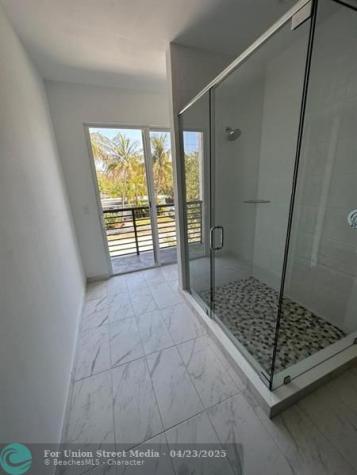 400 SE 22nd Street Fort Lauderdale FL 33316