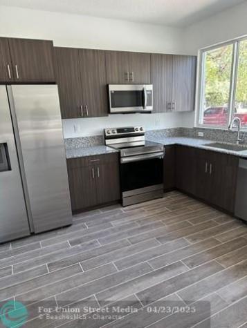 400 SE 22nd Street Fort Lauderdale FL 33316