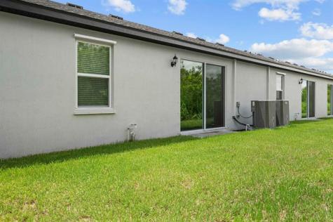 1823 Gaiety Way Fort Pierce FL 34947