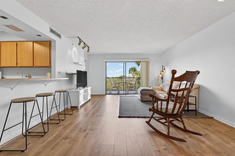 2205 S Cypress Bend Drive Pompano Beach FL 33069