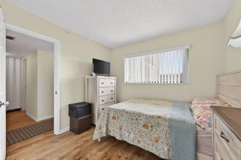2205 S Cypress Bend Drive Pompano Beach FL 33069