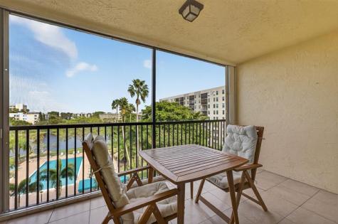 2205 S Cypress Bend Drive Pompano Beach FL 33069