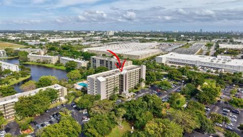 2205 S Cypress Bend Drive Pompano Beach FL 33069