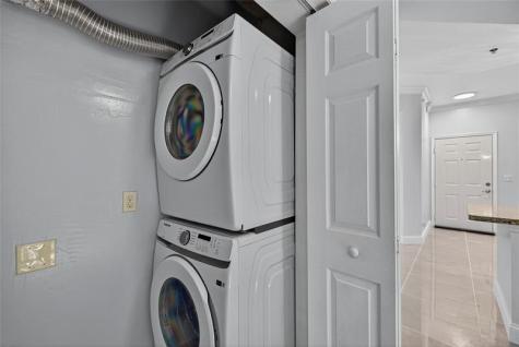 533 NE 3rd Avenue Fort Lauderdale FL 33301