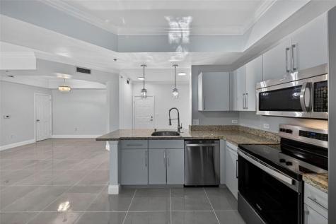 533 NE 3rd Avenue Fort Lauderdale FL 33301