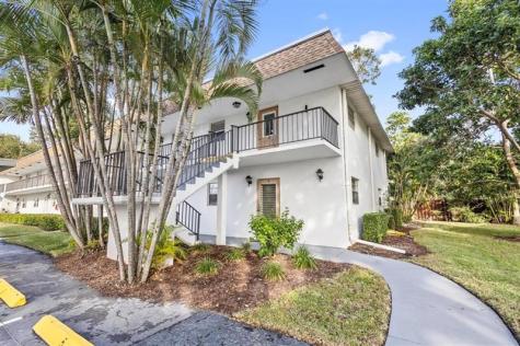 2950 SE Ocean Boulevard Stuart FL 34996