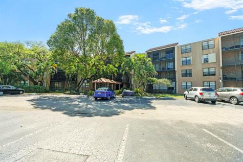 3800 N Hills Drive Hollywood FL 33021