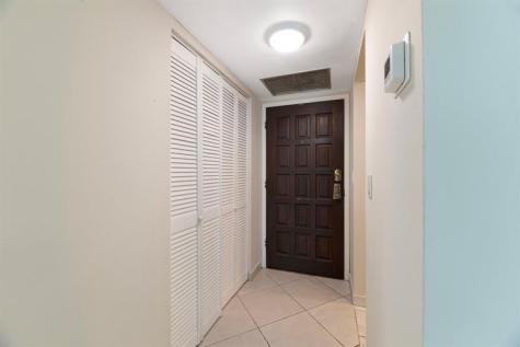 3800 N Hills Drive Hollywood FL 33021
