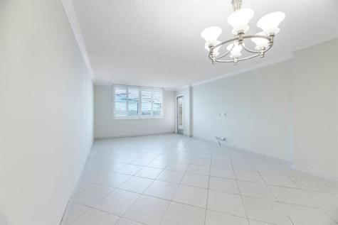 3800 N Hills Drive Hollywood FL 33021