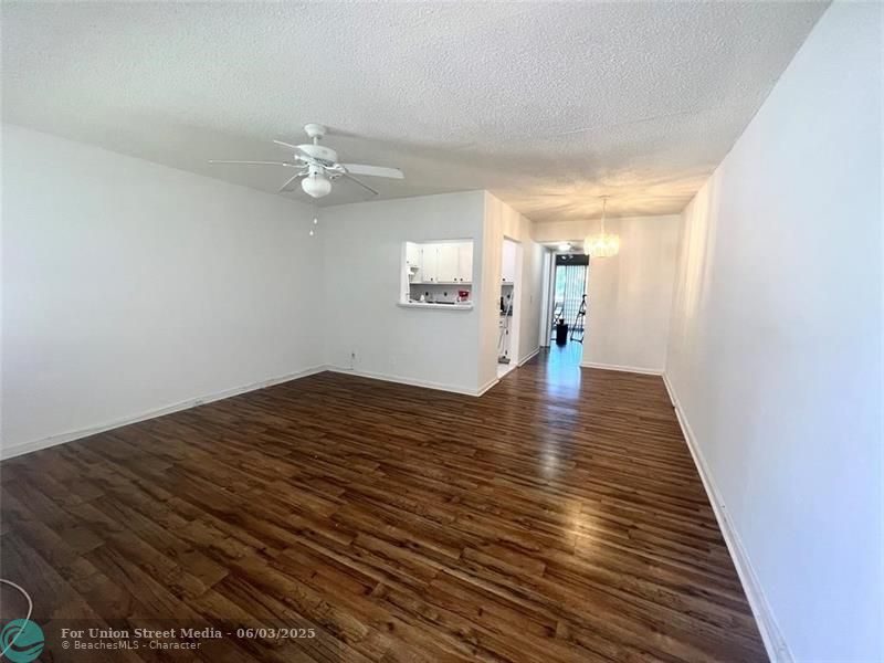 330 Farnham P Deerfield Beach FL 33442