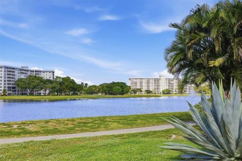 2903 N Palm Aire Drive (VILLA) Pompano Beach FL 33069