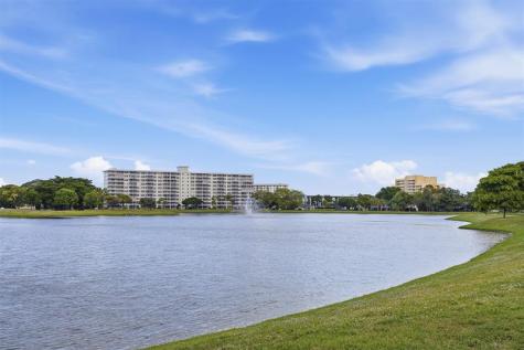 2903 N Palm Aire Drive (VILLA) Pompano Beach FL 33069