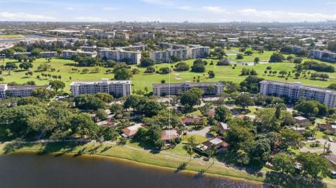 2903 N Palm Aire Drive (VILLA) Pompano Beach FL 33069