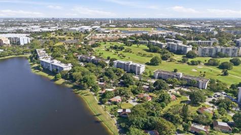 2903 N Palm Aire Drive (VILLA) Pompano Beach FL 33069