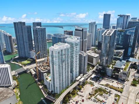 31 SE 6th Street Miami FL 33131