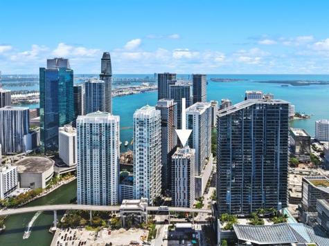 31 SE 6th Street Miami FL 33131